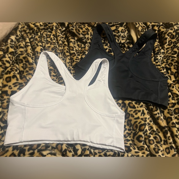 Nike Dri-Fit Unpadded Sports Bra (Lot of 2) | Women’s Medium | Preloved - Picture 2 of 5